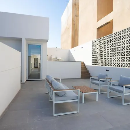 Bridge House 201 - 3br Penthouse