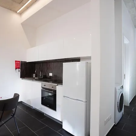 Apartment Bridge House *