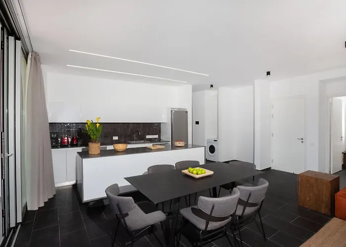 Bridge House 201 - 3br Penthouse アパート *