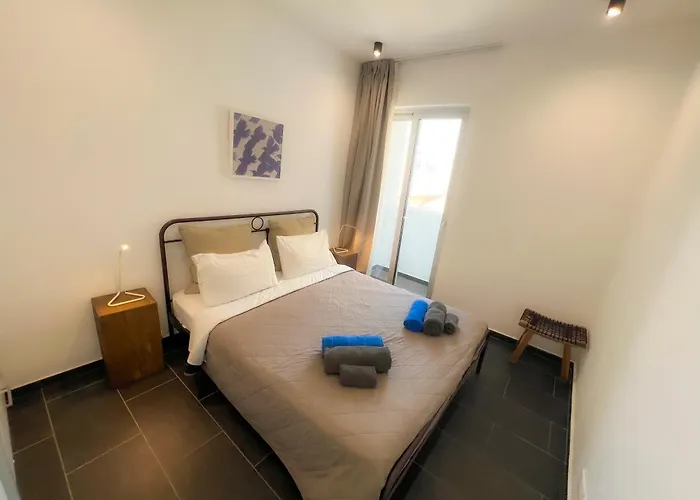 Bridge House 201 - 3br Penthouse *